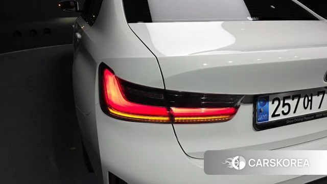 BMW 3 Series (G20) id 4302573 из Кореи 15