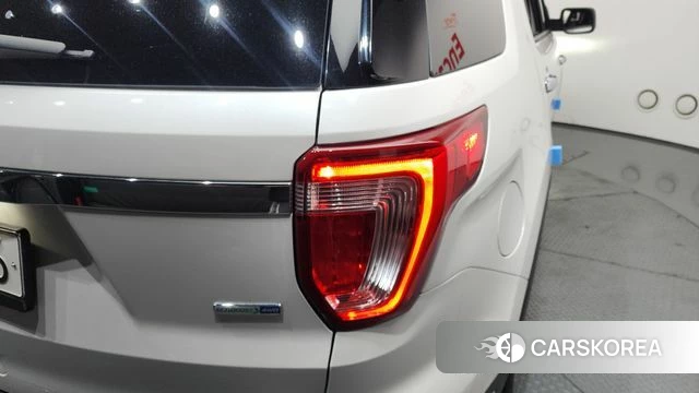 Ford Explorer id 4310998 из Кореи 15