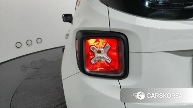 Jeep Renegade id 4250914 из Кореи 15