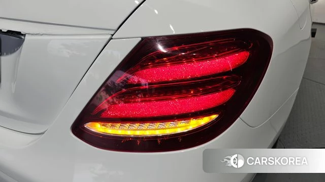 Mercedes-Benz E-Class W213 id 4907258 из Кореи 14