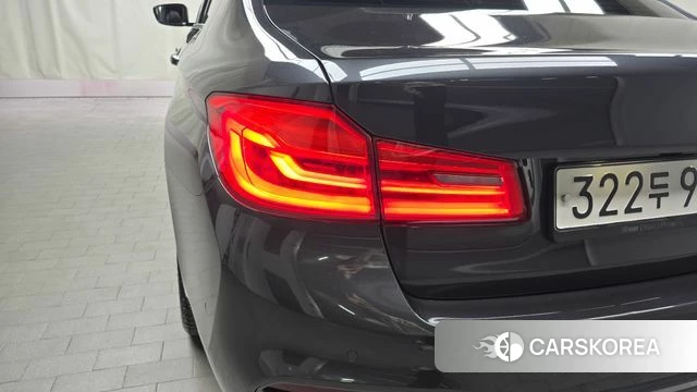 BMW 5 Series (G30) id 4196664 из Кореи 15