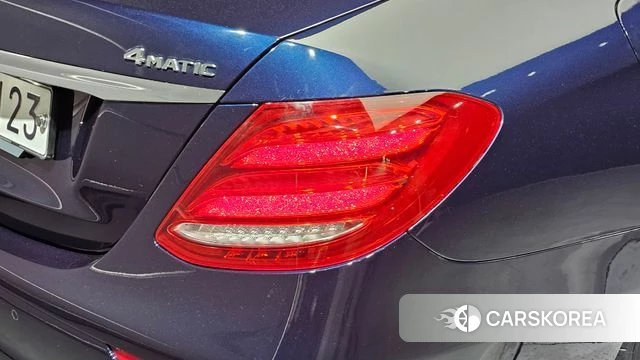 Mercedes-Benz E-Class W213 id 4684052 из Кореи 14