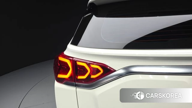 Ssangyong Beautiful Korando id 4780704 из Кореи 15