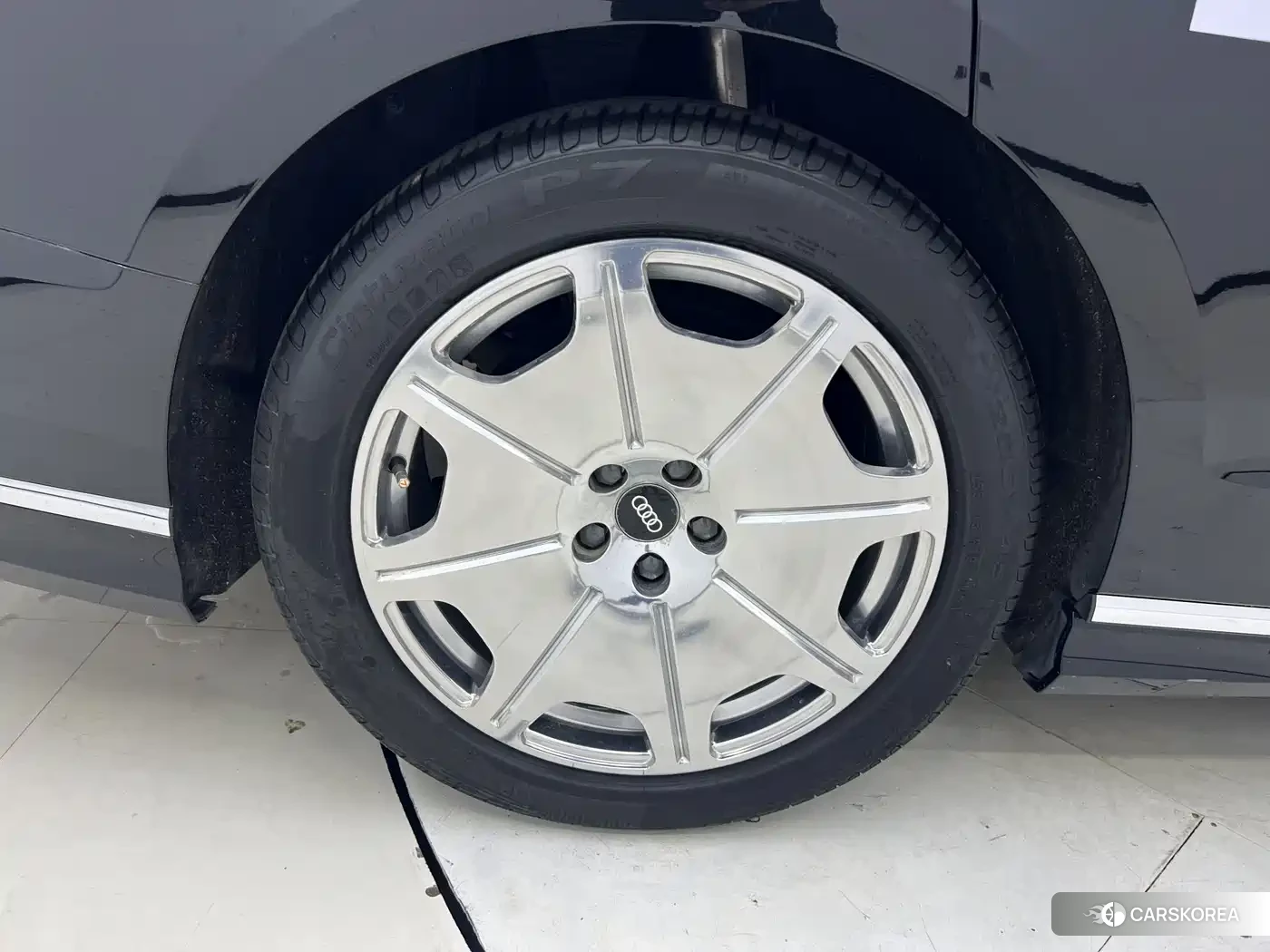 Audi A8 id 4553786 из Китая 15