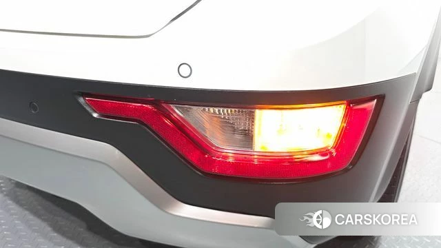 Kia Di Ol Nu Niro id 4350075 из Кореи 15