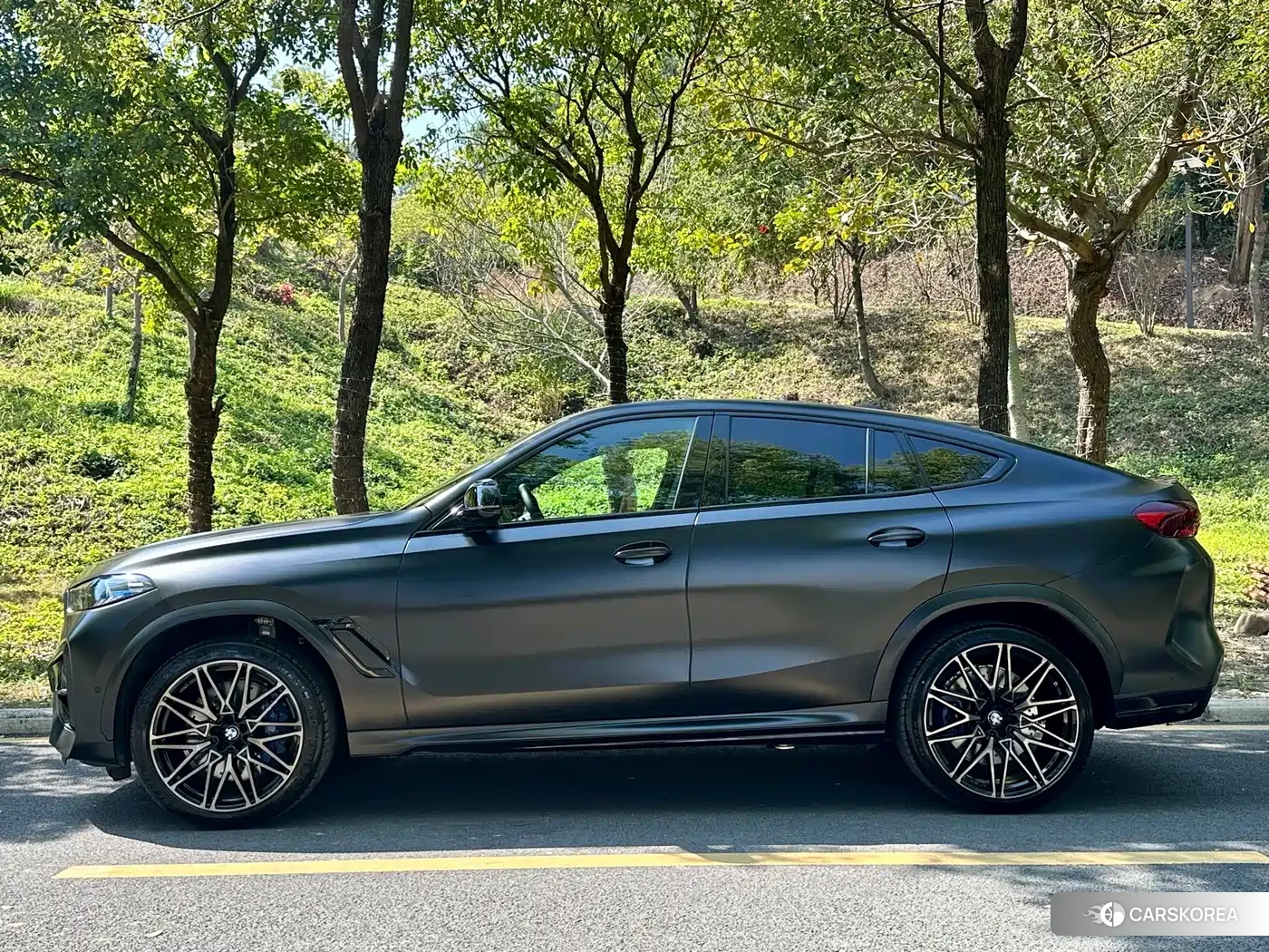 BMW X6 M id 4559765 из Китая 15