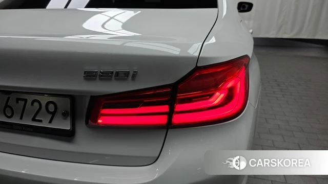 BMW 5 Series (G30) id 4557689 из Кореи 15
