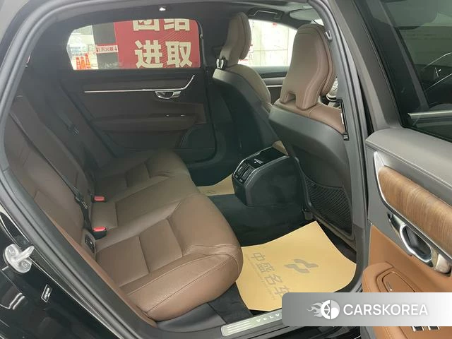 Volvo S90 id 3875915 из Китая 15