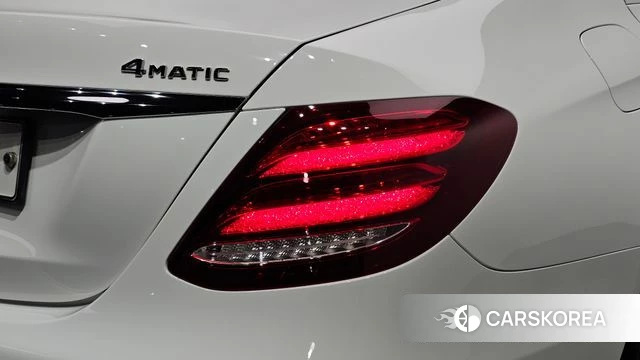 Mercedes-Benz E-Class W213 id 4759995 из Кореи 15