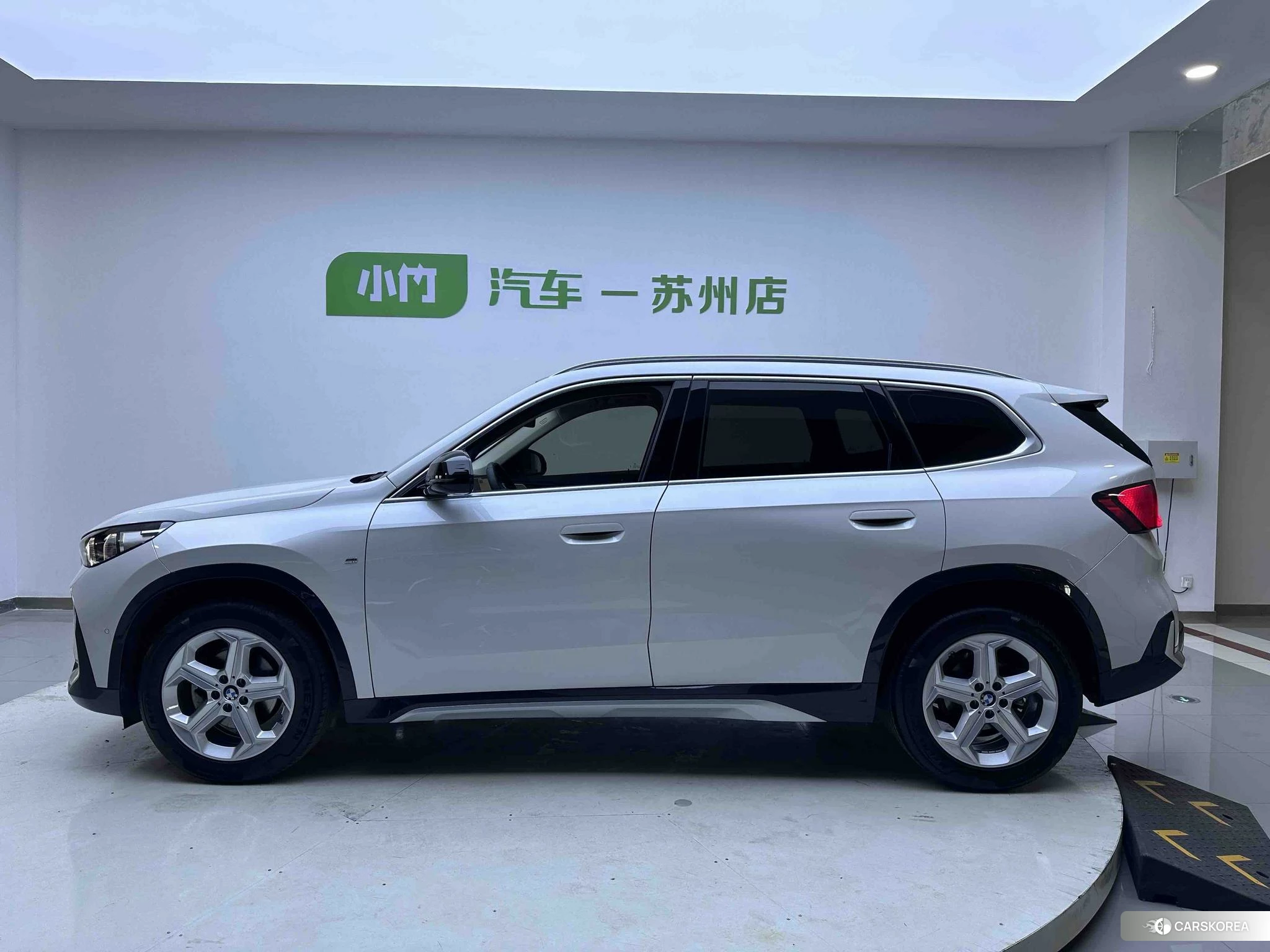 BMW X1 id 4479695 из Китая 15