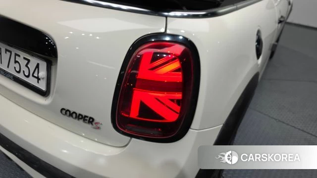 Mini Cooper S Convertible id 4316494 из Кореи 15