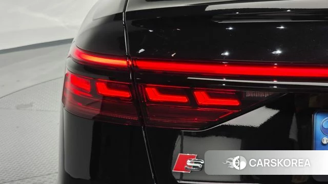 Audi S8 (D5) id 4535700 из Кореи 15