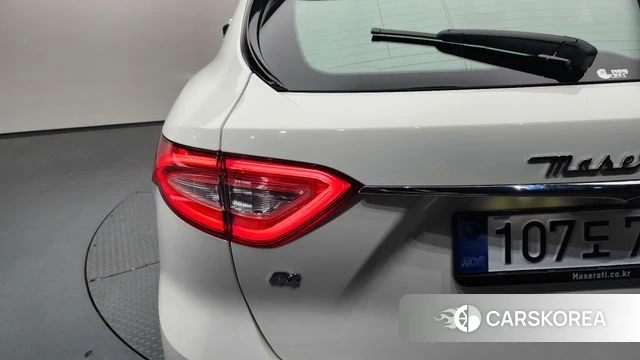 Maserati Levante id 4377186 из Кореи 15