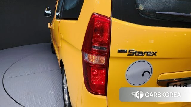 Hyundai The New Grand Starex id 4435354 из Кореи 15