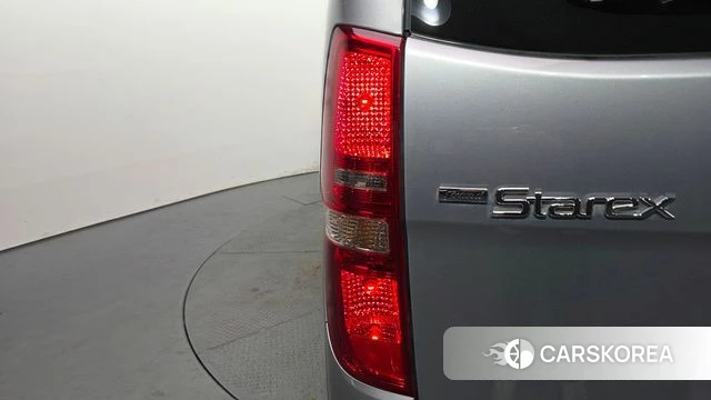 Hyundai The New Grand Starex id 4638325 из Кореи 15