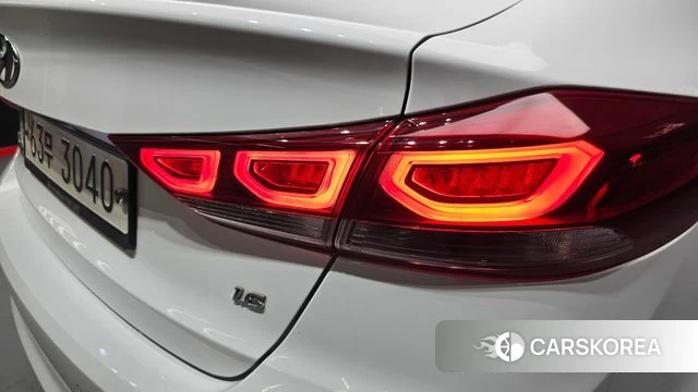 Hyundai Avante AD id 4520824 из Кореи 15
