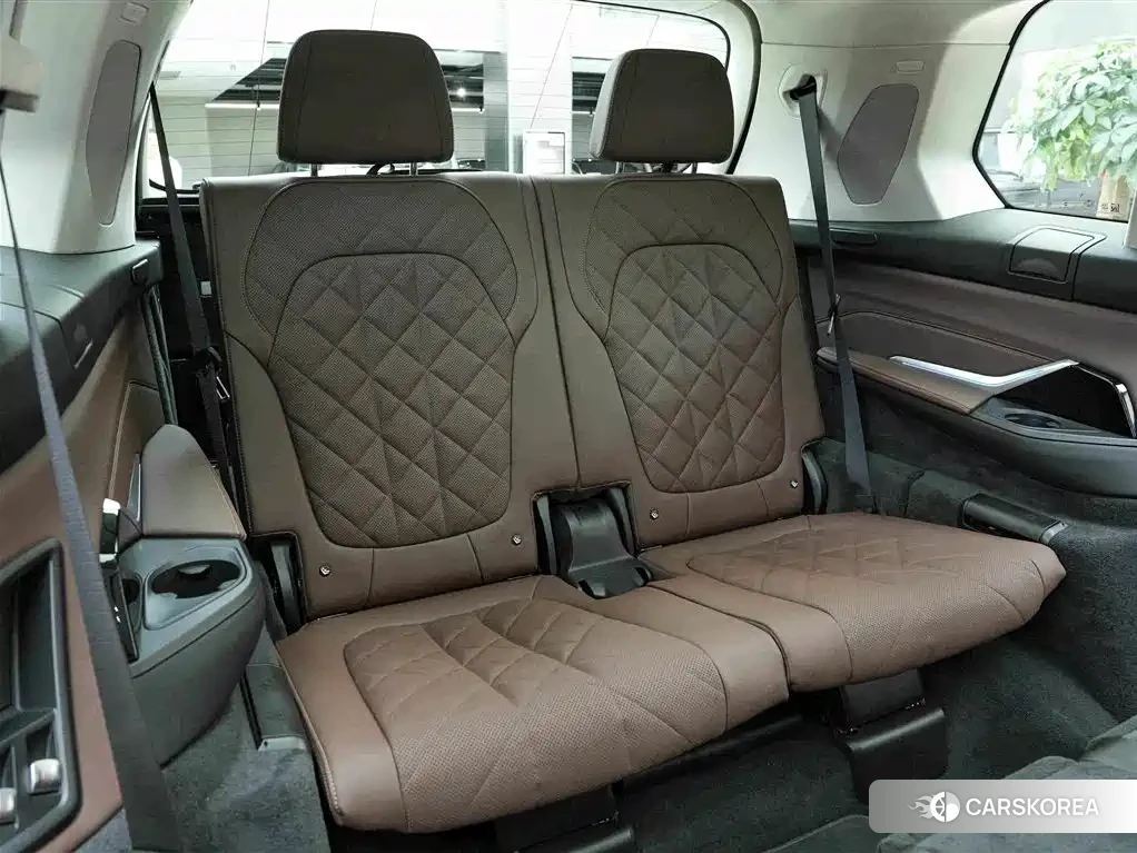 BMW X7 id 4553945 из Китая 15
