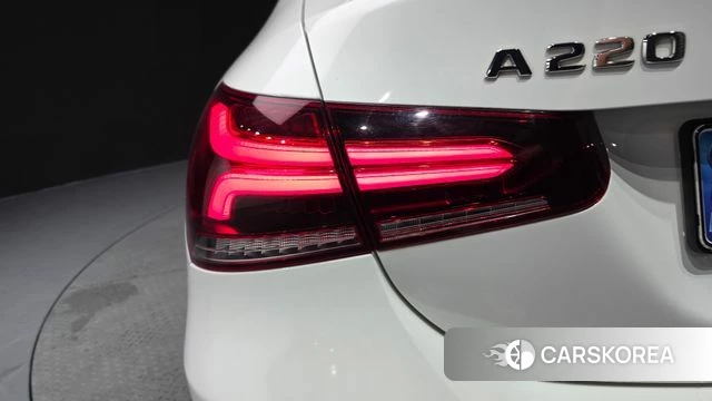 Mercedes-Benz A-Class W177 id 4604360 из Кореи 15