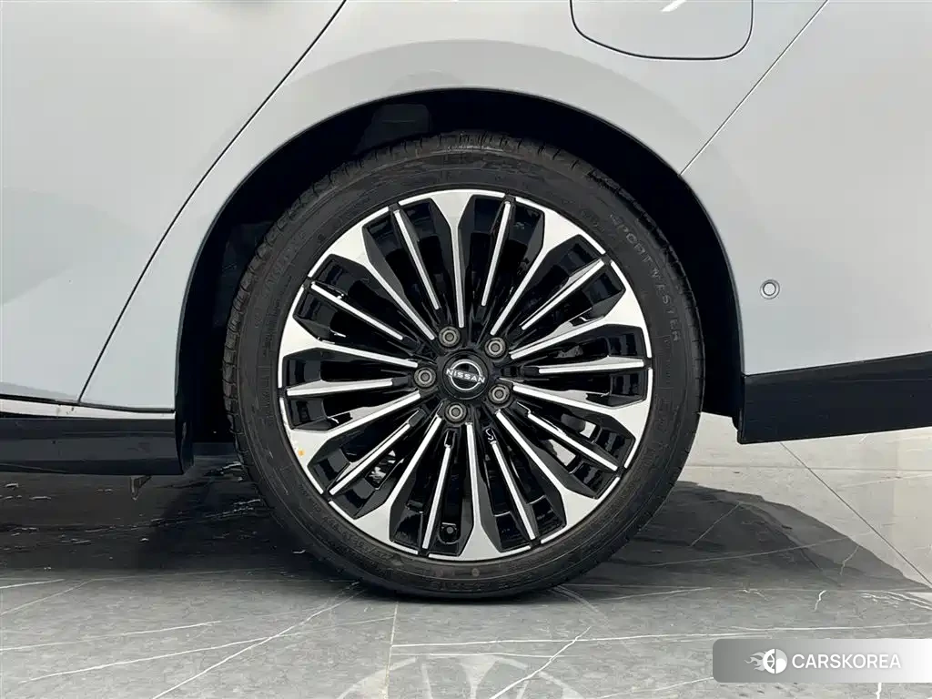 Nissan N7 id 4601769 из Китая 15