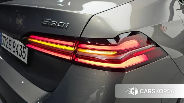 BMW 5 Series (G60) id 4729735 из Кореи 15