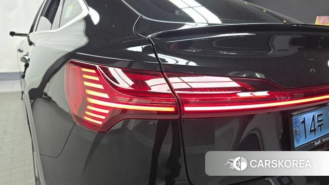 Audi e-Tron id 4231553 из Кореи 15