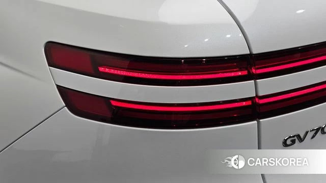 Genesis GV70 id 4500047 из Кореи 15