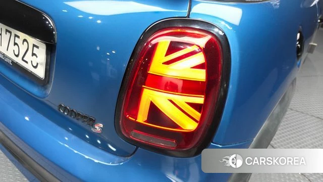 Mini Cooper S Convertible id 4309365 из Кореи 15
