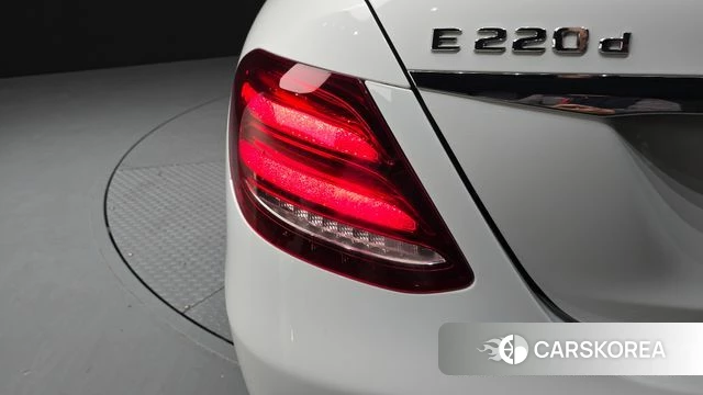 Mercedes-Benz E-Class W213 id 4471470 из Кореи 15