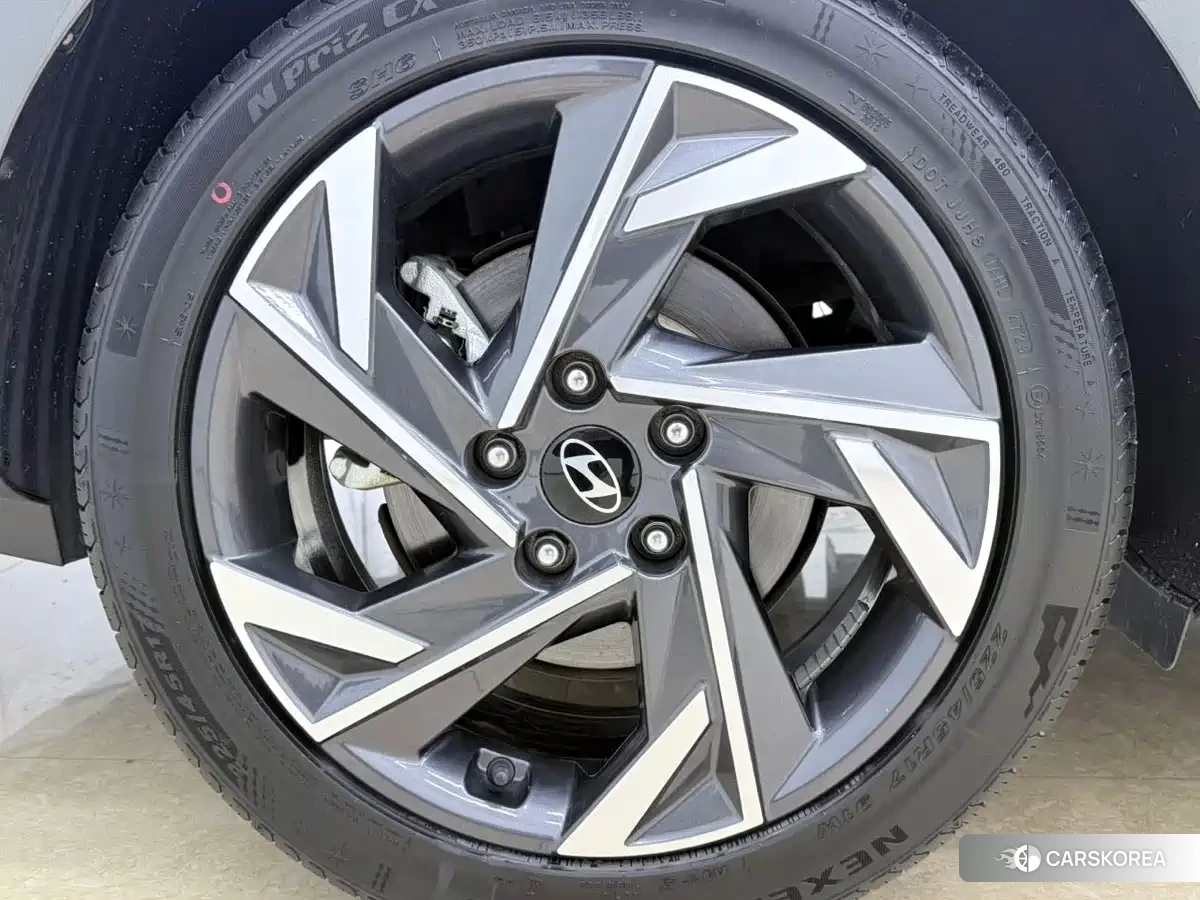 Hyundai Elantra id 4538769 из Китая 15