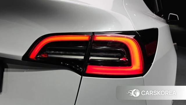 Tesla Model Y id 4682106 из Кореи 15