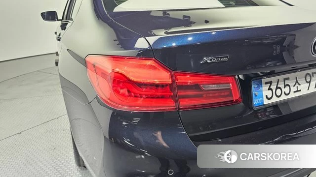 BMW 5 Series (G30) id 4430055 из Кореи 15