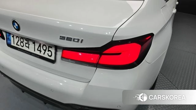 BMW 5 Series (G30) id 4409046 из Кореи 15