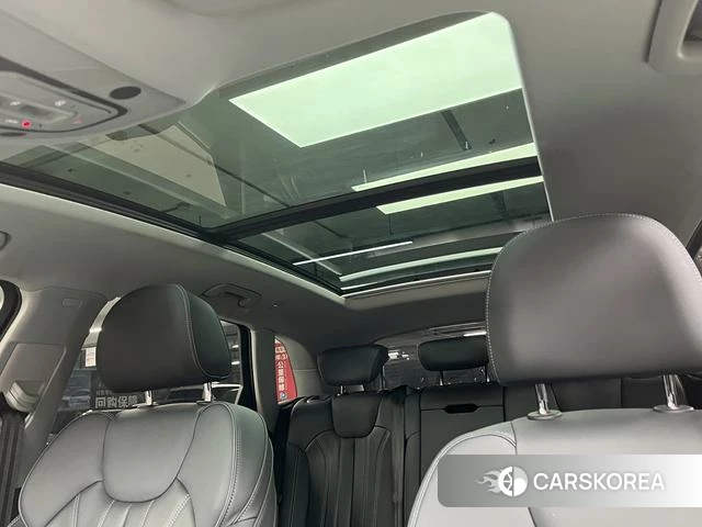 Audi Q5L id 3908148 из Китая 15
