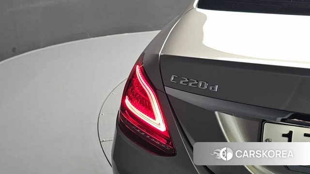 Mercedes-Benz C-Class W205 id 4698678 из Кореи 15