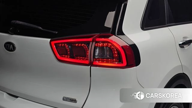 Kia Niro id 4732921 из Кореи 15