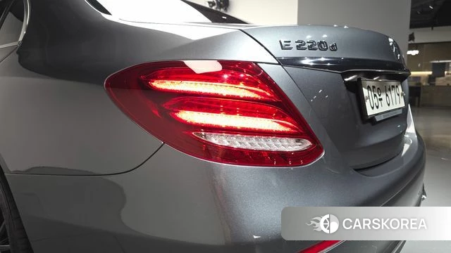 Mercedes-Benz E-Class W213 id 4717649 из Кореи 15