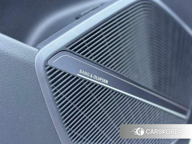 Audi Q5L id 4258868 из Китая 15