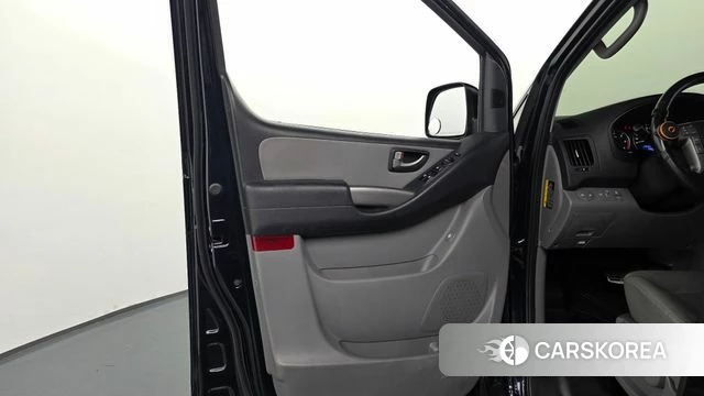 Hyundai The New Grand Starex id 4536063 из Кореи 15