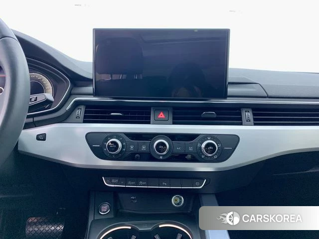 Audi A4L id 4297630 из Китая 15