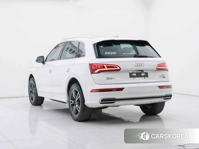 Audi Q5L id 4234887 из Китая 15