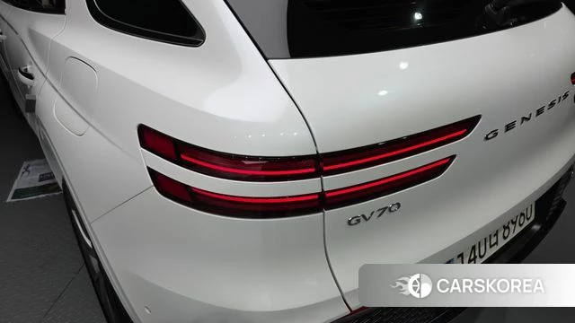 Genesis GV70 id 4309999 из Кореи 15
