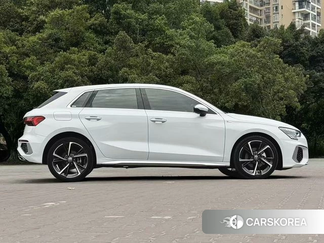 Audi A3 id 4380419 из Китая 15