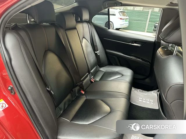 Toyota Camry id 4220921 из Китая 15