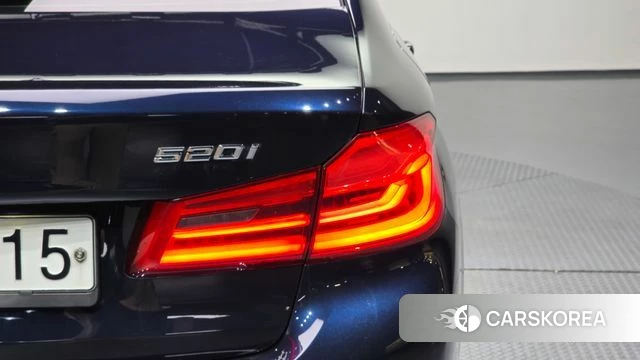 BMW 5 Series (G30) id 4620003 из Кореи 15