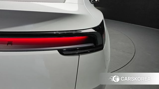 Tesla Model Y id 4773338 из Кореи 15