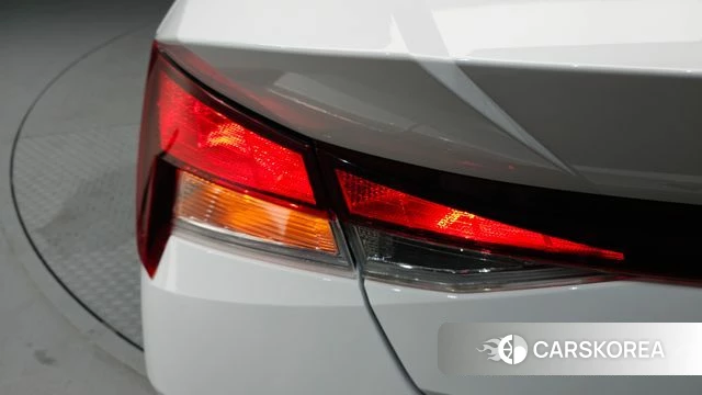 Hyundai Avante Hybrid (CN7) id 4630954 из Кореи 15