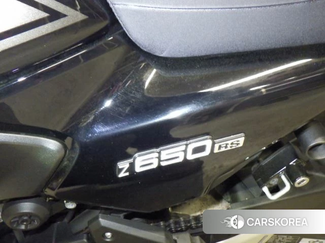 Kawasaki Z650RS id 3949010 из Японии 15