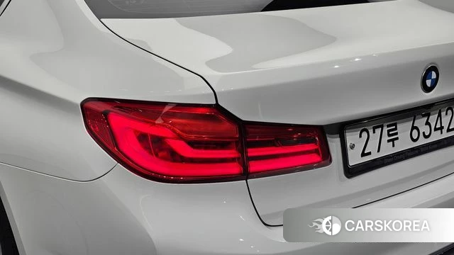 BMW 5 Series (G30) id 4900398 из Кореи 15