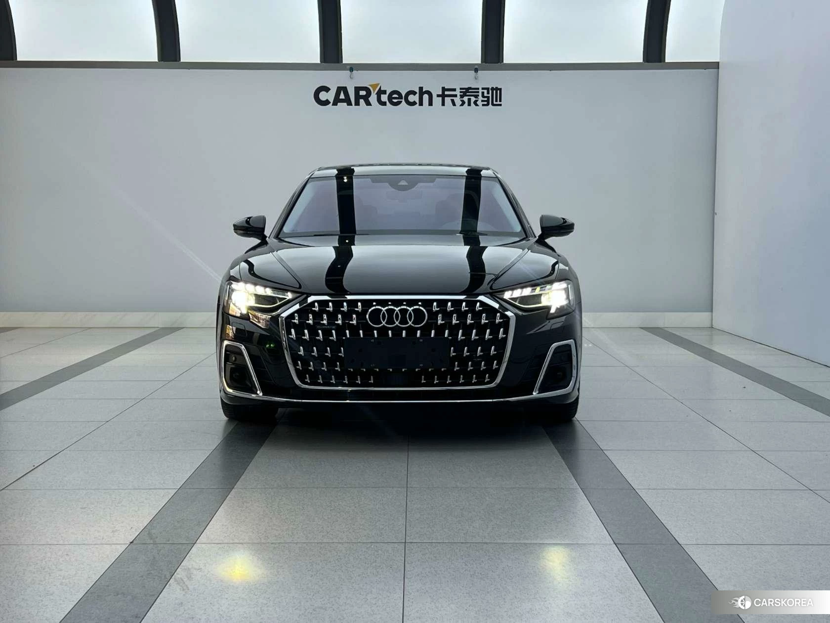 Audi A8 id 4498869 из Китая 15