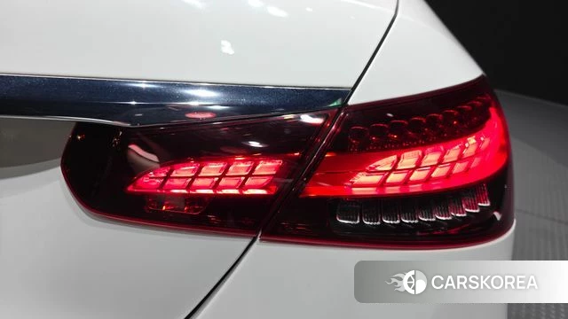 Mercedes-Benz E-Class W213 id 4656289 из Кореи 14